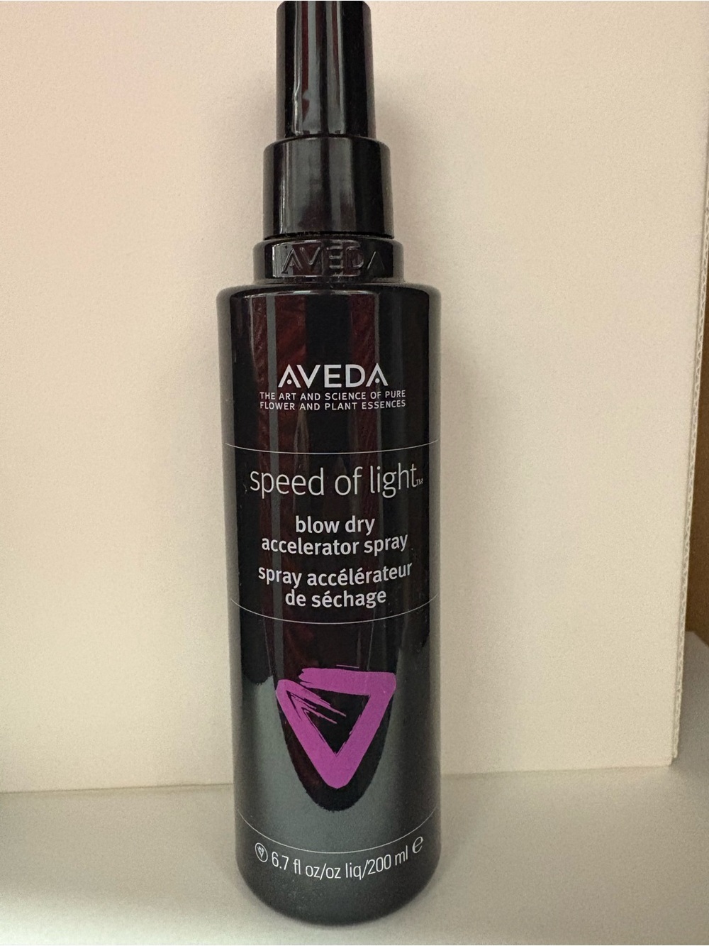 AVEDA Speed of Light Blow Dry Accelerator Spray 6.7 oz - Black with Pink Accent